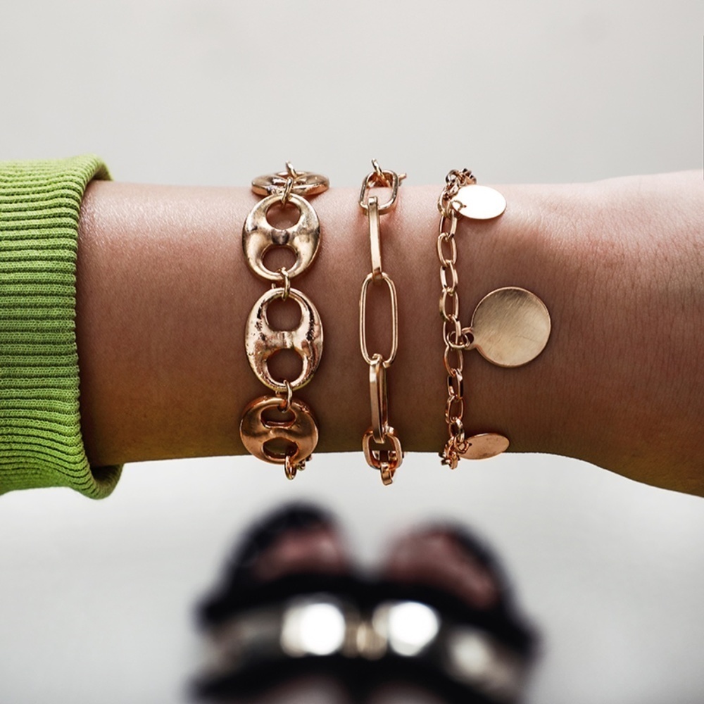 *HENSELY* 3-Pc Gold Chain Fashion Bracelet Set